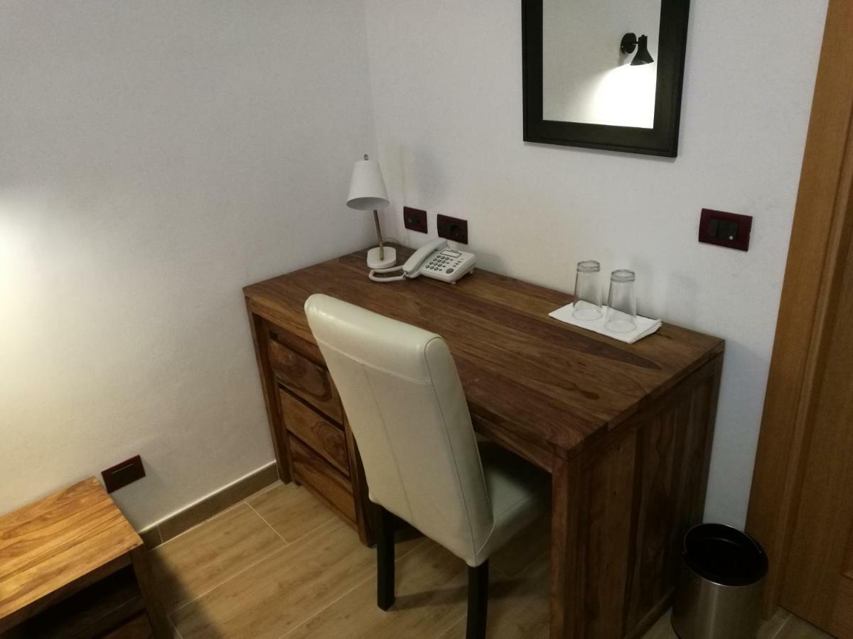 Al Trenino Accomodation Hotel Rome Exterior photo